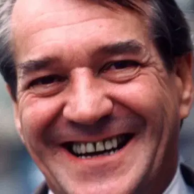 Axel Strøbye