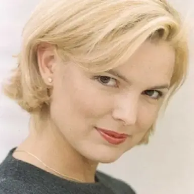 Eva Cobo