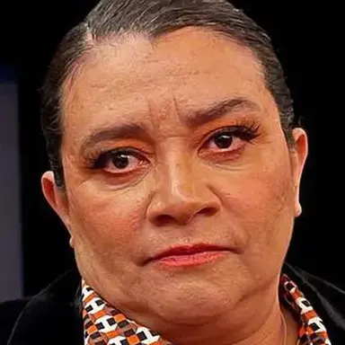 Carmen Ramos