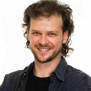 Carlos Thiré
