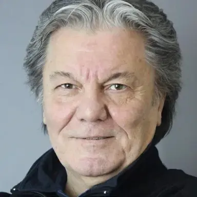 Kazım Akşar