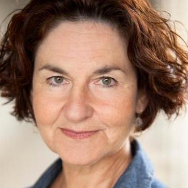 Elaine Caxton