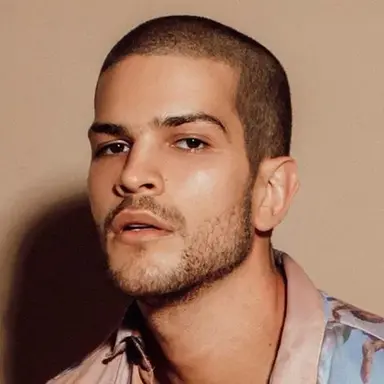 Bernardo Flores