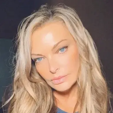 Vené L. Arcoraci