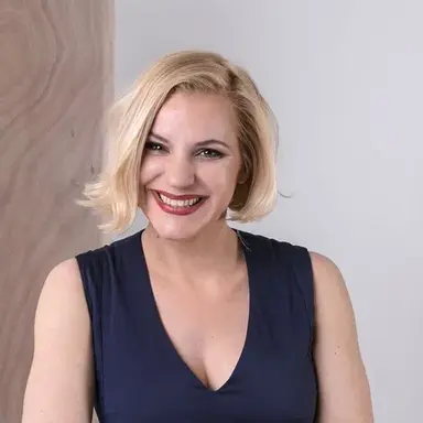 Karin Komljanec