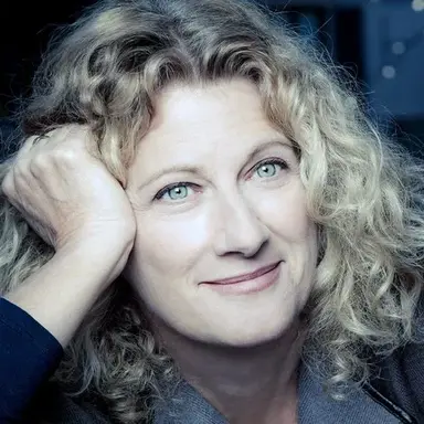 Angela Finocchiaro