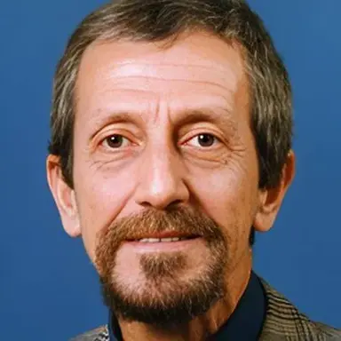 Necdet Yakın