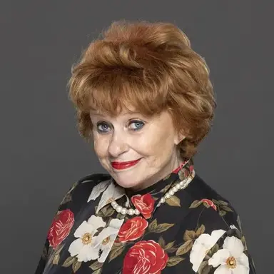 Cecília Esztergályos