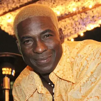 Lennox Brown