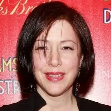 Carolyn Farina