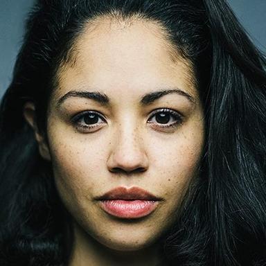 Riann Steele