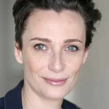 Caroline Bourg