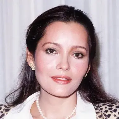 Barbara Carrera