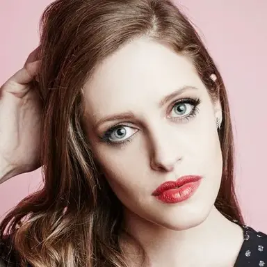 Carly Chaikin