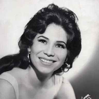 María Elena Velasco