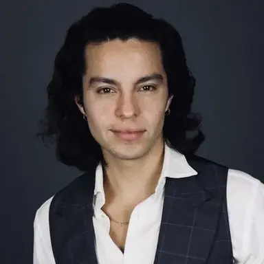 Sebastián Viveros