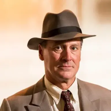 Christopher Bowen