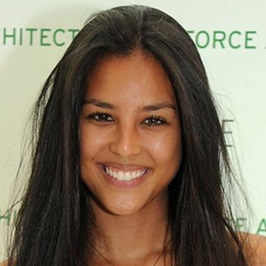 Yanna Lavigne