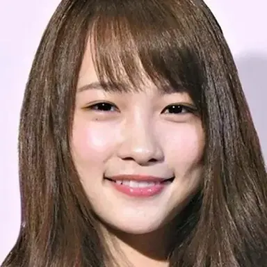 Rina Kawaei