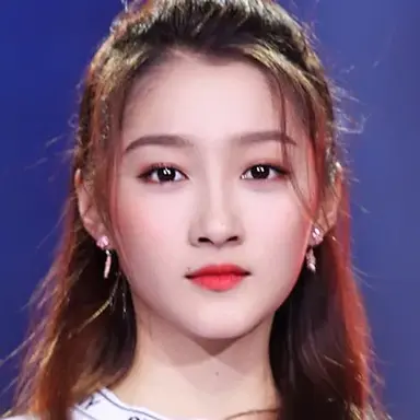 Guan Xiaotong