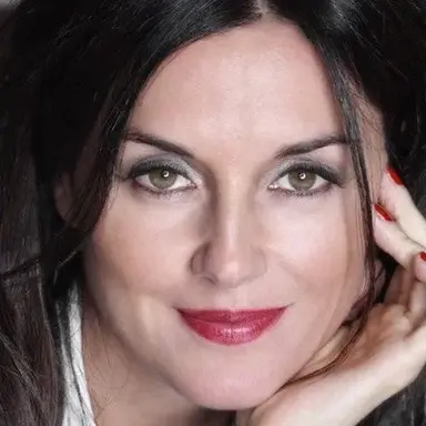 Lisa Zane