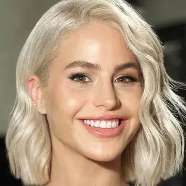 Büşra Pekin