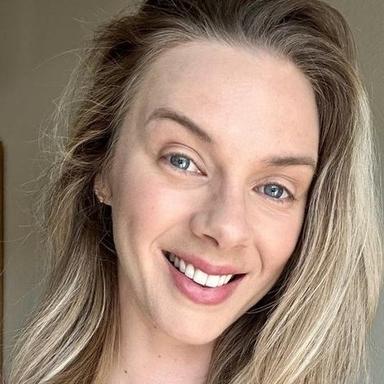 Amanda Stoer