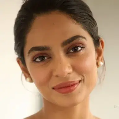 Sobhita Dhulipala