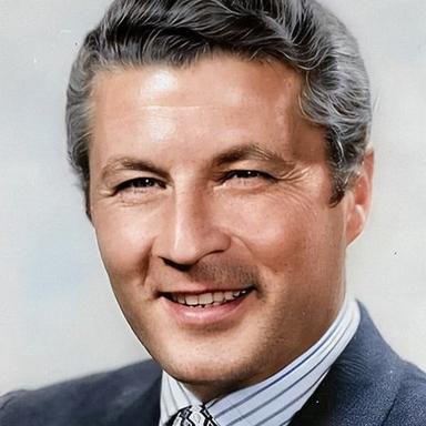 Kenan Pars