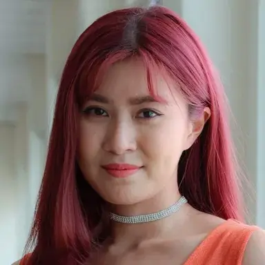 Elizabeth Tan