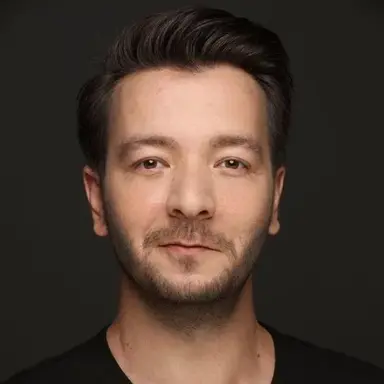 Arın Kuşaksızoğlu