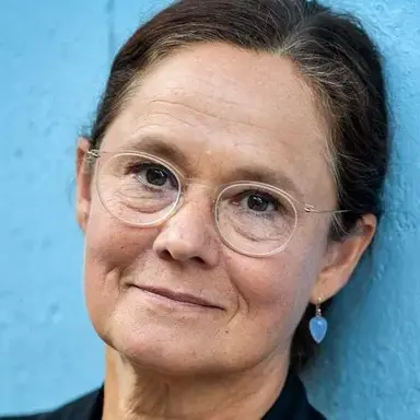Pernilla August
