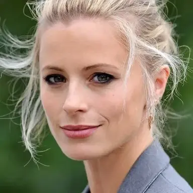 Laura Bailey