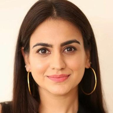 Aksha Pardasany