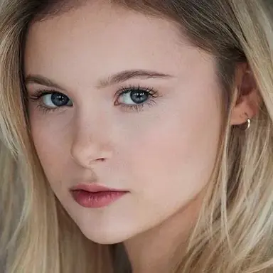 Mia Jenkins