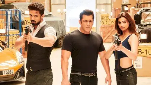 Race 3